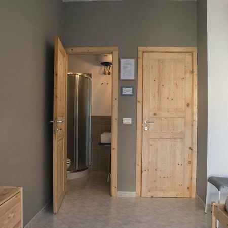 Affittacamere " Il Porto " Livorno Exterior foto