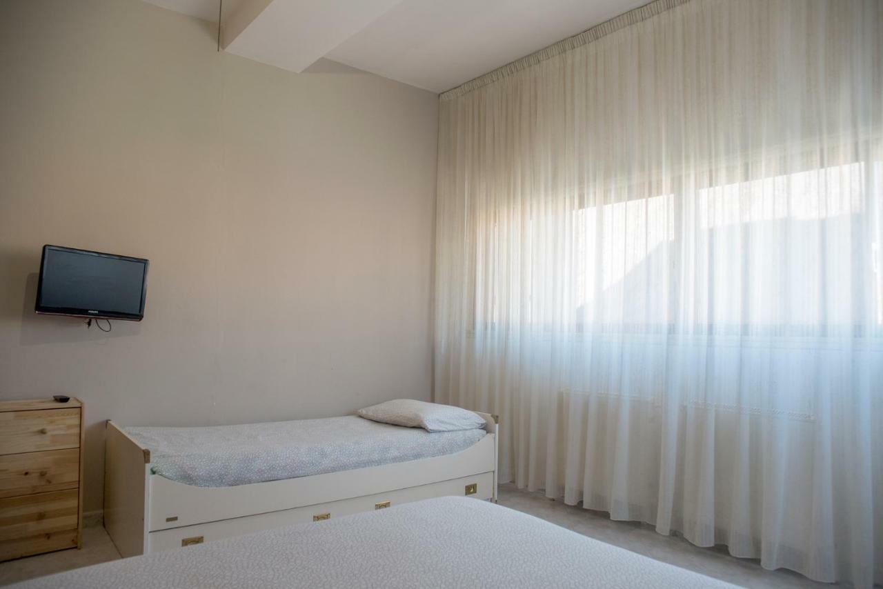Affittacamere " Il Porto " Livorno Exterior foto